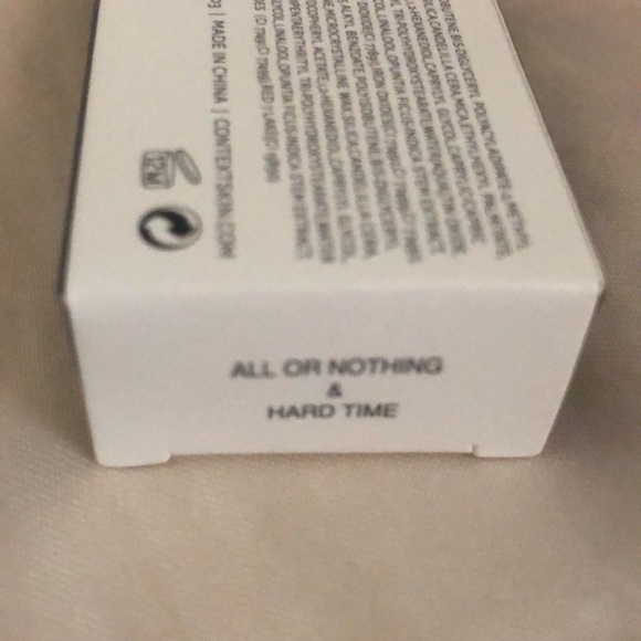 Makeup - Picture 3 of 3